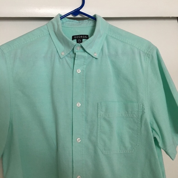 2 Button Down Shirts. Size Small 34-36 - Picture 7 of 9
